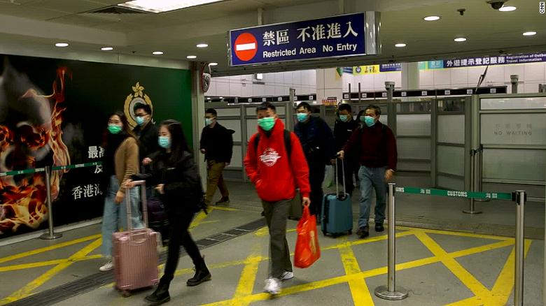 Hong Kong restricts border to contain Wuhan coronavirus