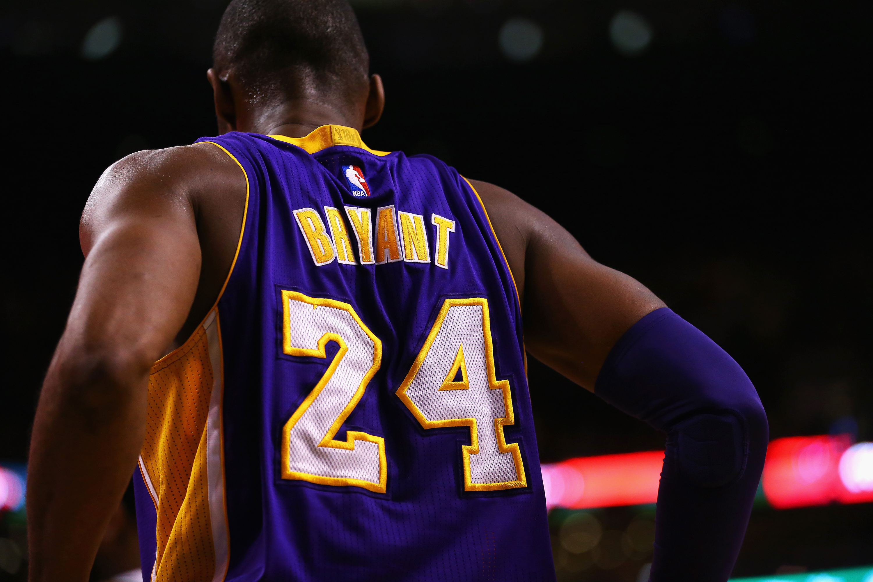 kobe bryant back of jersey