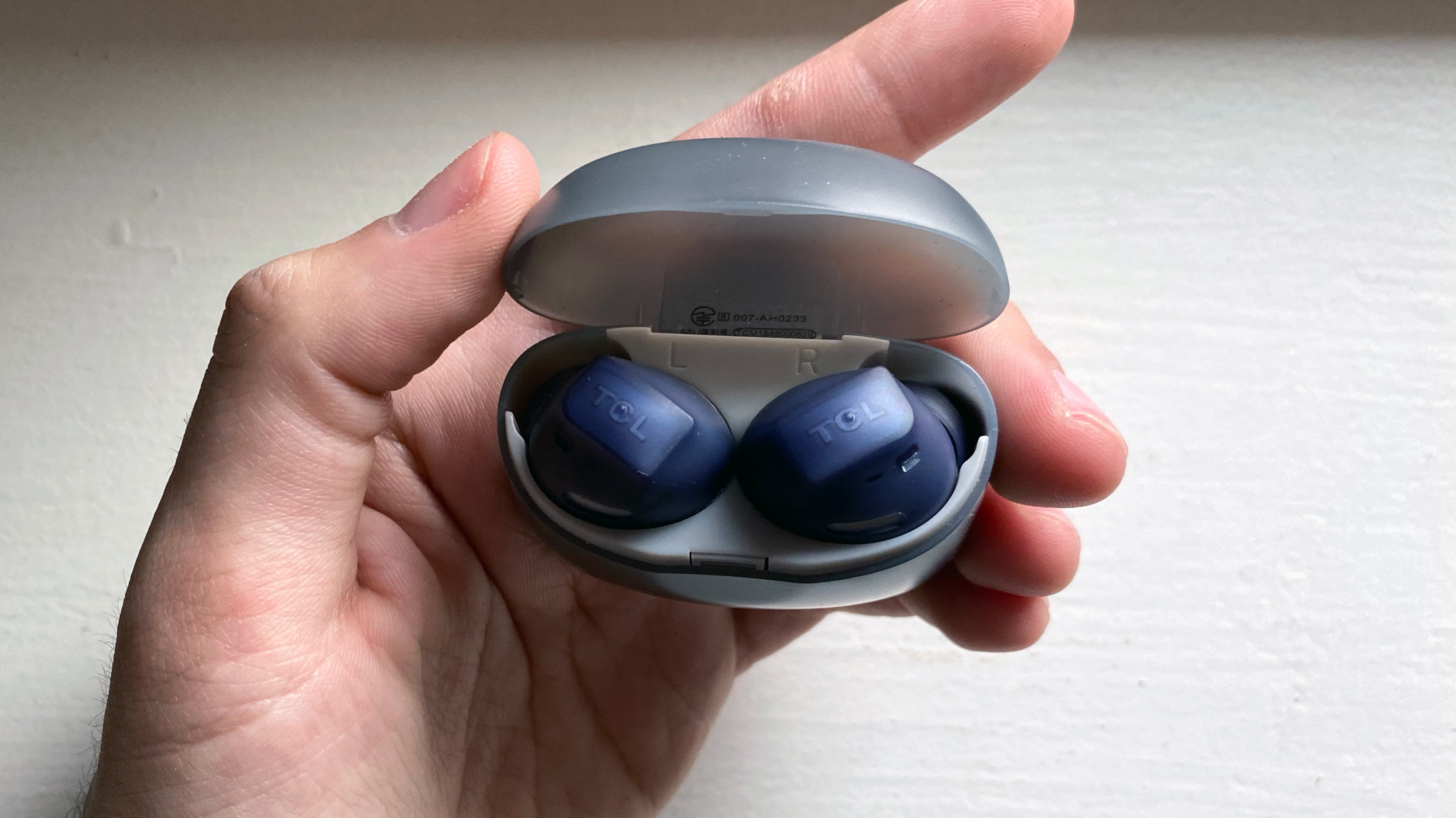 tcl wireless earbuds