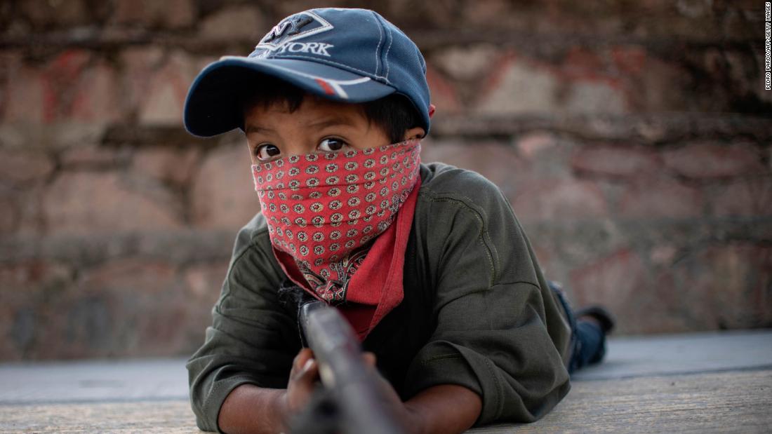 A self-defense milita in Mexico is recruiting children - CNN