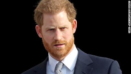 LONDON, ENGLAND - JANUARY 16: Prince Harry, Duke of Sussex hosts the Rugby League World Cup 2021 draws for the men&#39;s, women&#39;s and wheelchair tournaments at Buckingham Palace on January 16, 2020 in London, England. (Photo by Chris Jackson/Getty Images)