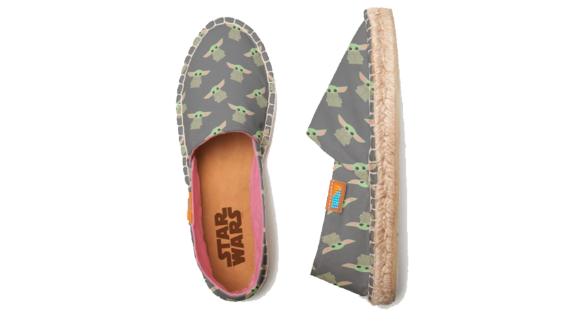 baby yoda slip on shoes