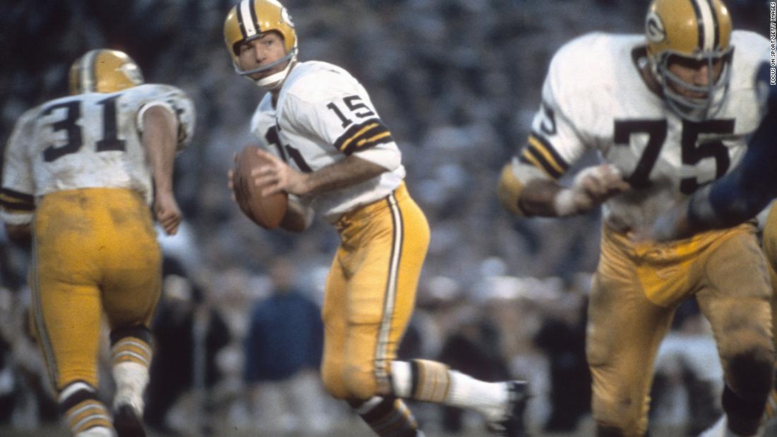 &lt;strong&gt;Super Bowl II (1968):&lt;/strong&gt; Starr repeated the feat one year later as the Packers won back-to-back titles. Starr had 202 yards passing and one touchdown as Green Bay blew out Oakland 33-14.