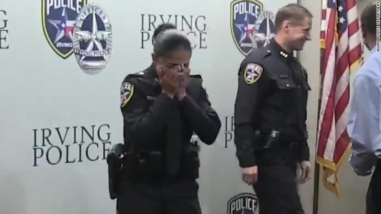 Soldier Surprises Mom At Her Police Swearing In Ceremony Cnn Video 0012