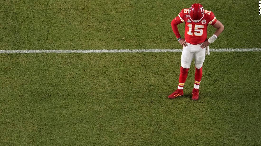 Mahomes looks down the game.