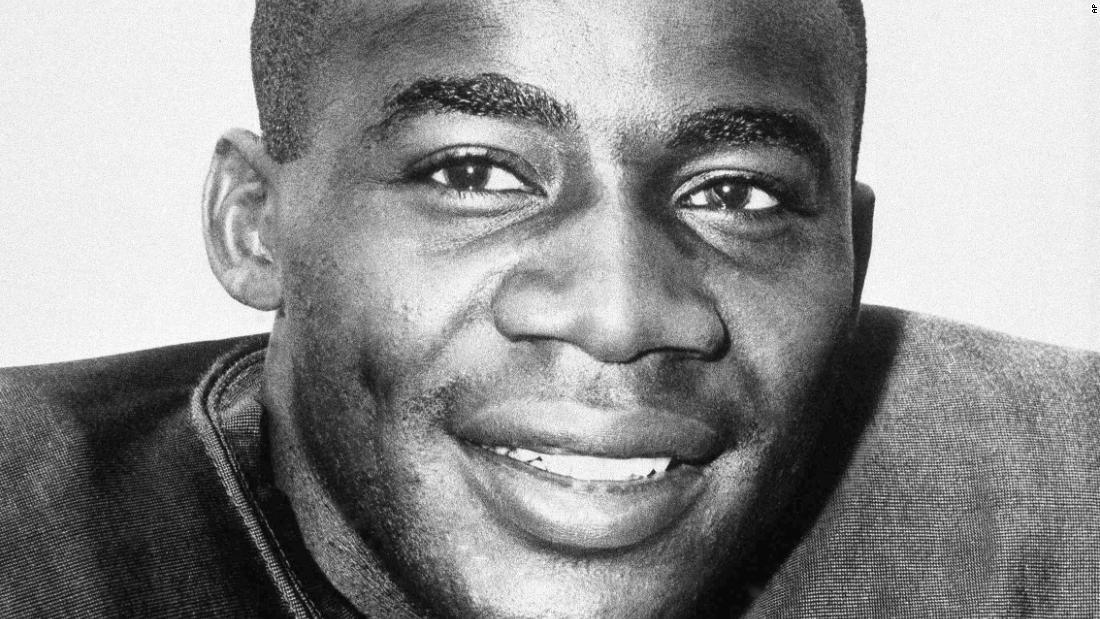 &lt;a href=&quot;https://www.cnn.com/2020/02/04/sport/packers-football-player-willie-wood-death/index.html&quot; target=&quot;_blank&quot;&gt;Willie Wood&lt;/a&gt;, a Hall of Fame football player and former safety for the Green Bay Packers, died February 3 at the age of 83, according to a statement from the team. Wood won two Super Bowls as a member of the Packers.