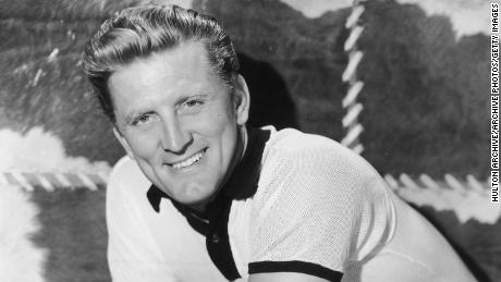 -OBITUARIO- - Página 25 200205183035-02-kirk-douglas-lead-image-large-169