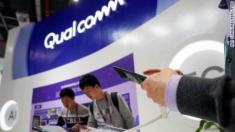 Qualcomm warns that 'uncertainty' about coronavirus could hit the smartphone industry