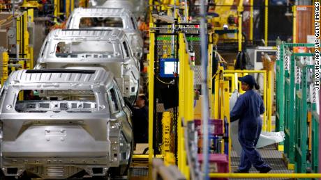 GM, Ford and other automakers to halt production in the US 