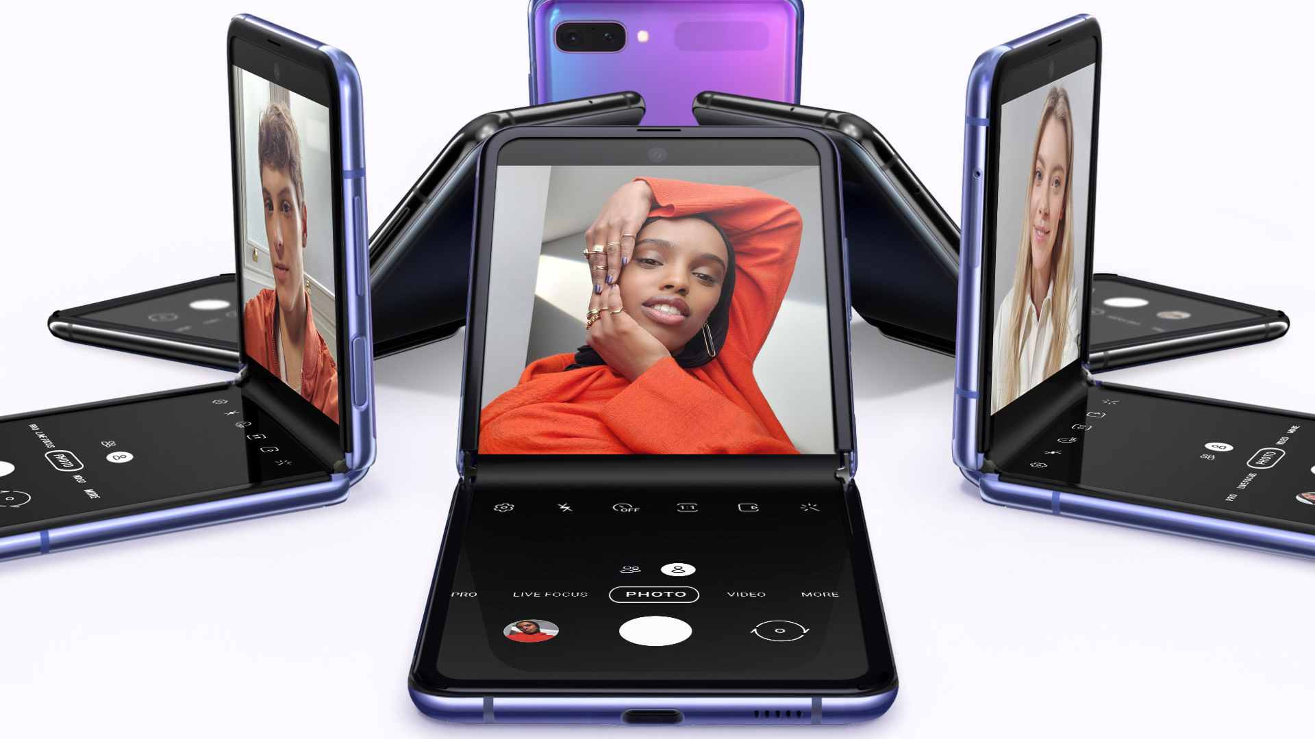 See Samsung S Foldable Galaxy Z Flip Smartphone Cnn Video