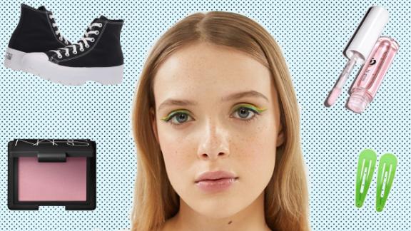 Egirl Aesthetic Makeup Outfit Ideas What Is An E Girl Cnn Underscored