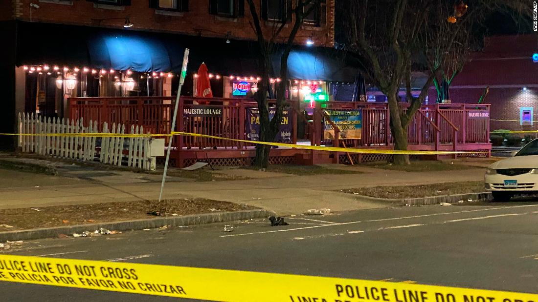 Hartford shooting: 1 person is killed, 4 others hurt at nightclub - CNN