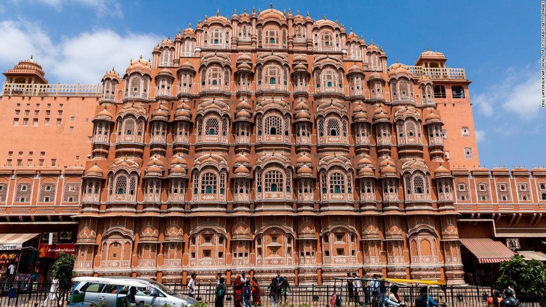 12 famous buildings in India - CNN Style