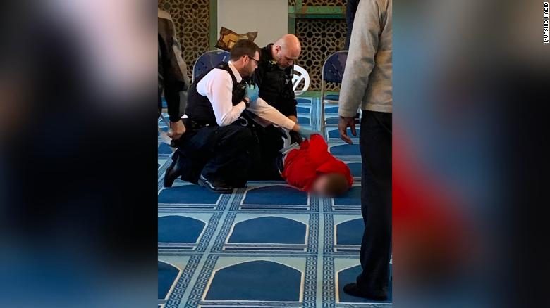 Prayer leader stabbed at London mosque