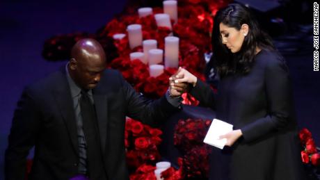 Kobe Bryant Celebration Of Life The World Says Goodbye To The Lakers Legend And His Daughter With Star Studded Tributes Cnn