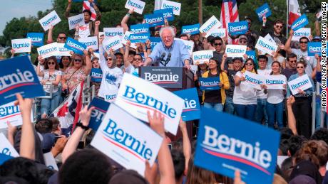 Can Bernie Sanders beat Donald Trump? Here&#39;s the reality