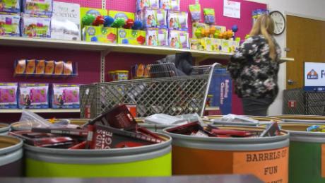 Kids in Need offers free supplies to teachers, students