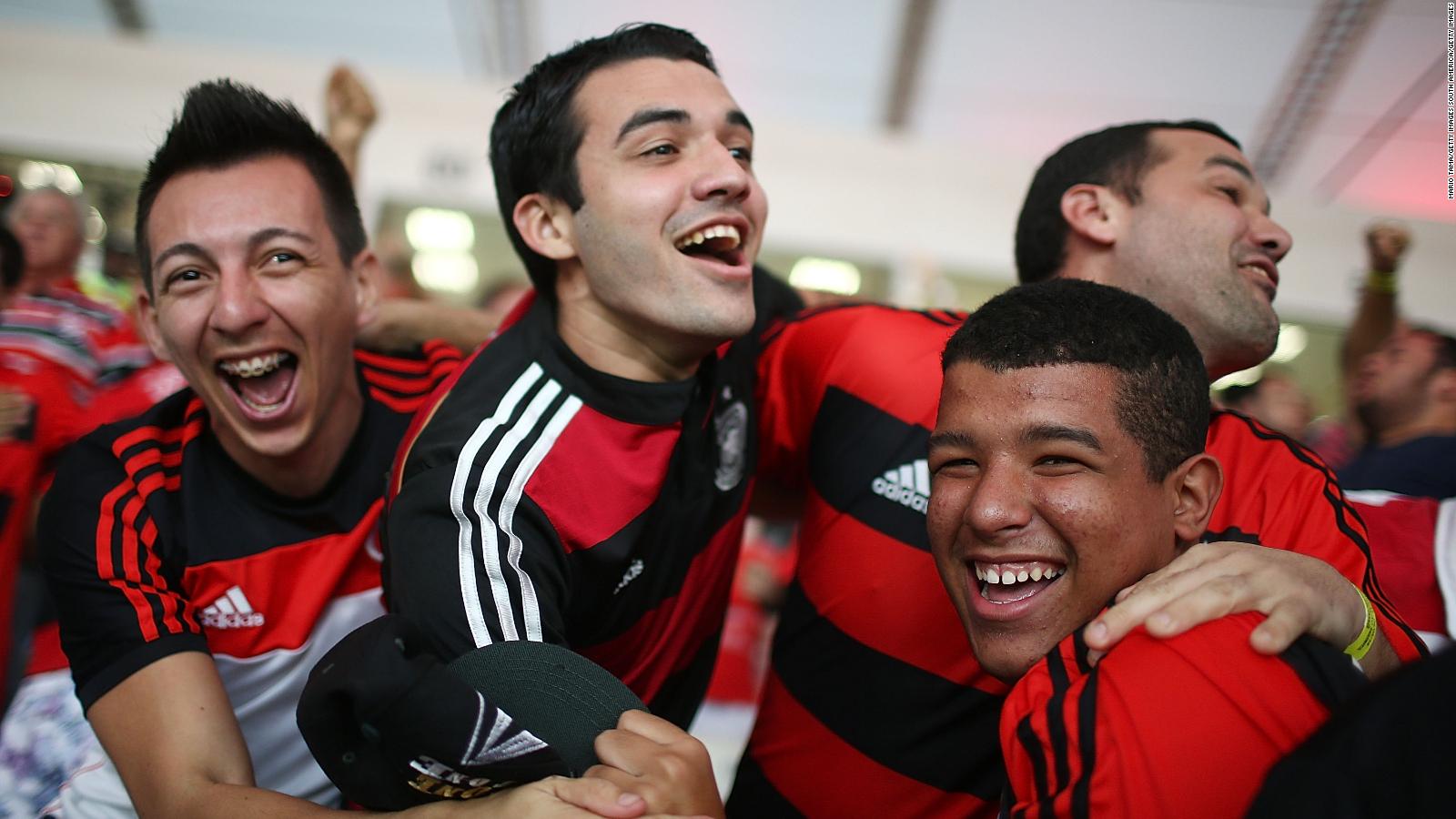 Flamengo Fans Find A Taste Of The Maracana 5 700 Miles From Home Cnn