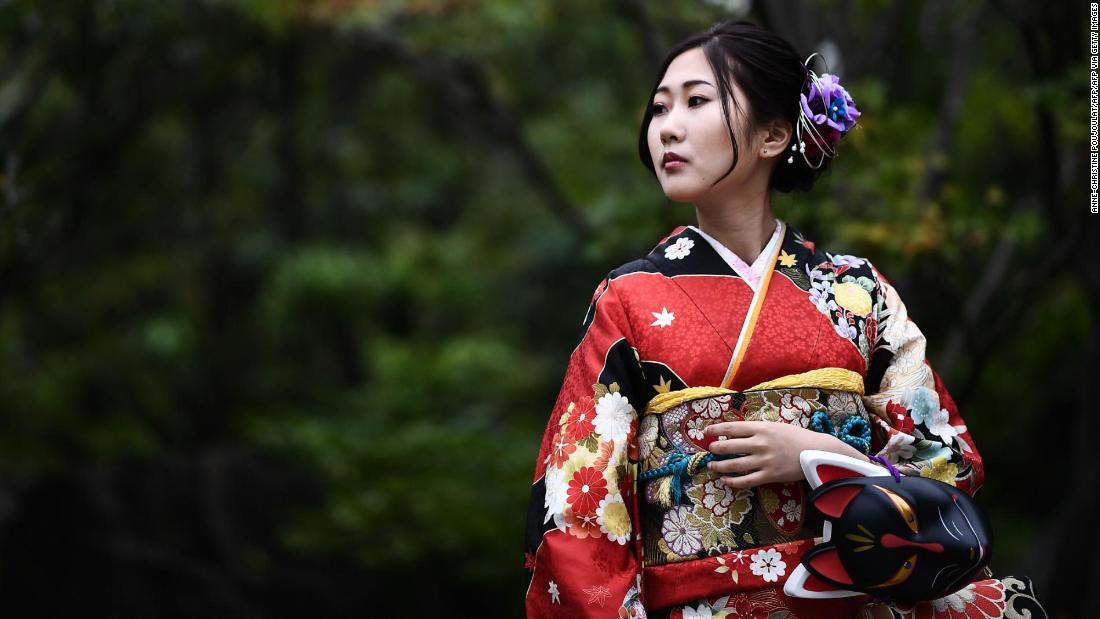 What the kimono tells us about cultural appropriation - CNN Style