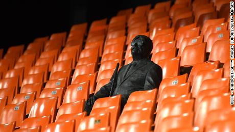 A statue of the late Valencia fan Vicente Navarro was placed in the club&#39;s Mestalla Stadium last year.