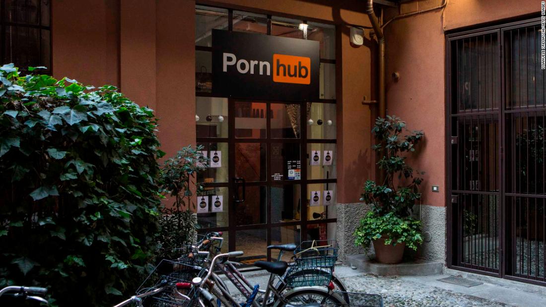 1100px x 619px - Pornhub offers quarantined Italians free access | CNN