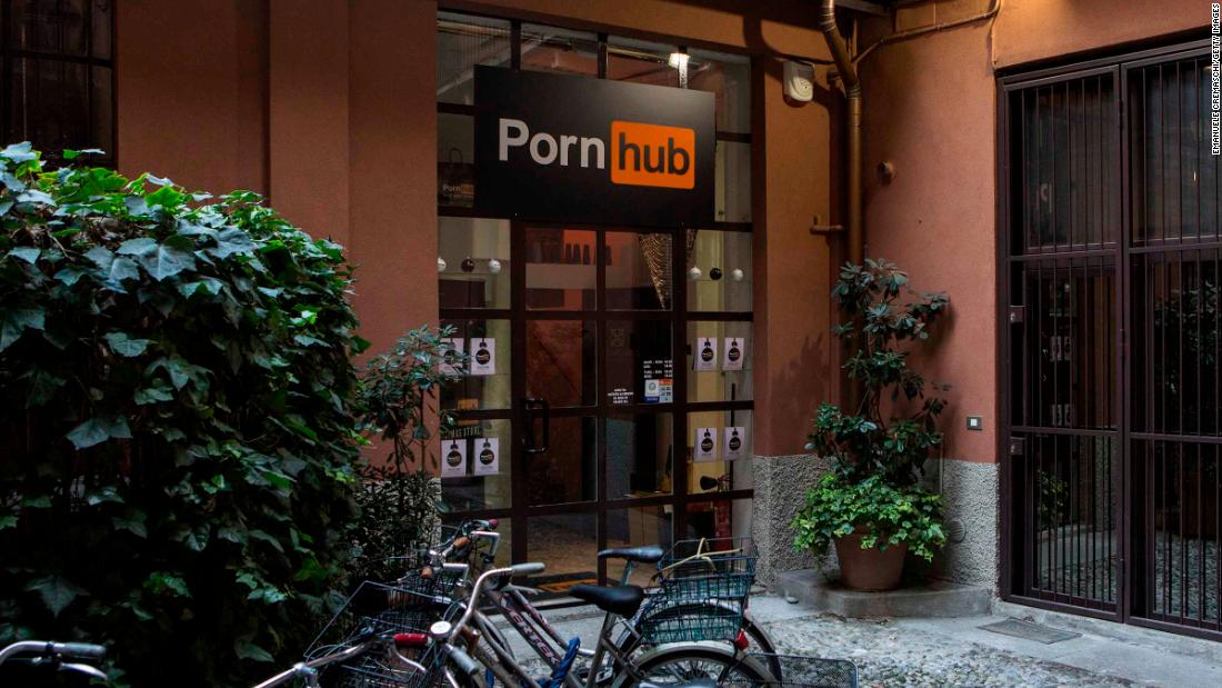 Pron Spot Com - Pornhub offers quarantined Italians free access | CNN