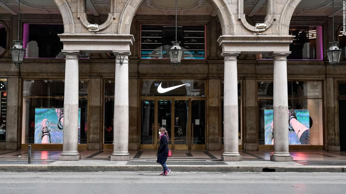 nike store chicago state street