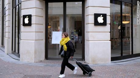 France fines Apple $1.2 billion for antitrust violations