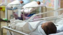 CDC advises to test all babies born to moms with coronavirus