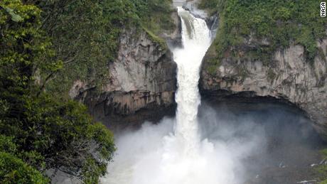 The San Rafael waterfall was the largest waterfall in Ecuador. 