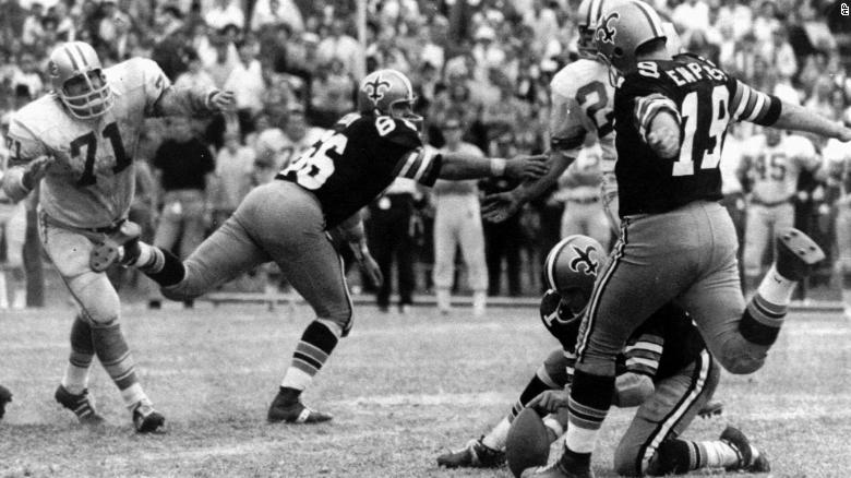 Tom Dempsey kicks the record-setting 63-yarder on November 8, 1970. 