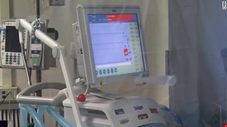 Nearly all Covid-19 patients put on ventilators in New York&#39;s largest health system died, study finds