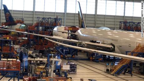 Boeing is temporarily halting all commercial airplane production in the US because of coronavirus