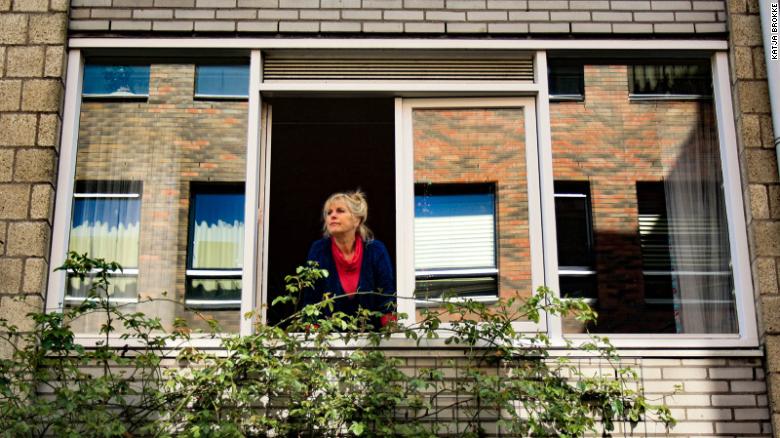 Why Dutch People Don T Mind You Staring Into Their Homes Cnn Travel