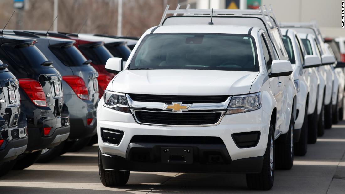 Automakers are offering extreme deals. Car buyers should proceed with caution