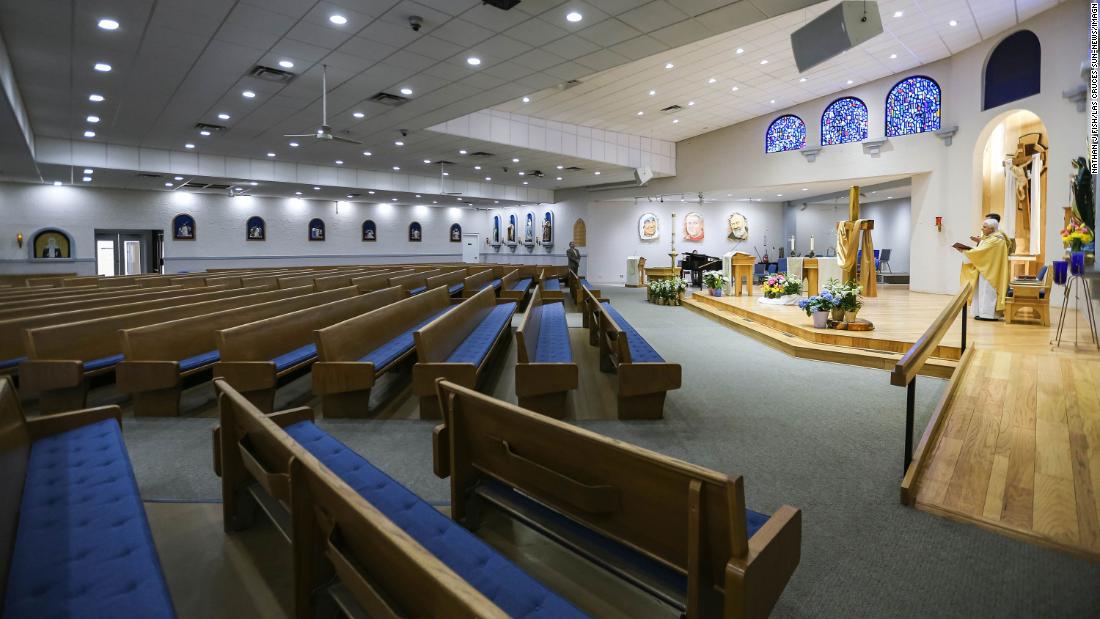 New Mexico diocese reopens for Mass, despite state stayathome order