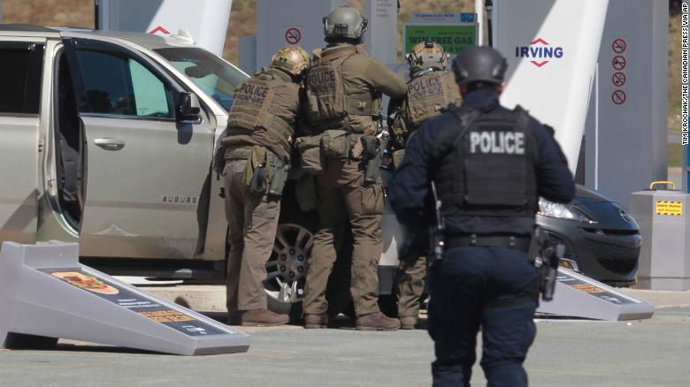 Nova Scotia Shooting Gunman Evaded Canada Police For Nearly 12