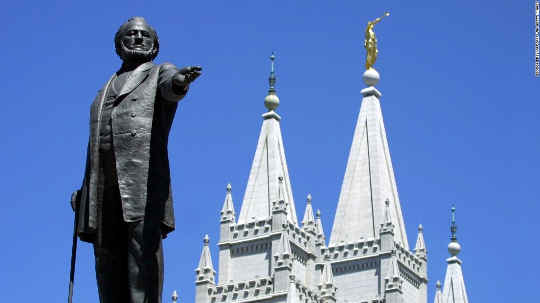 Mormon leaders ask church members to wear face masks in public to ...