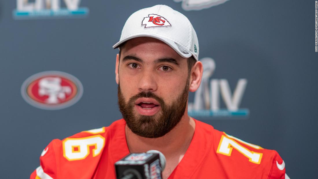 Laurent Duvernay-Tardif missing from Friday's Chiefs practice