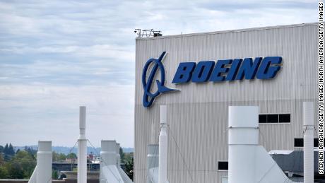 Boeing is raising $25 billion and says it doesn&#39;t need a federal bailout