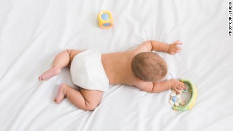 &#39;Tummy time&#39; is important for your baby&#39;s overall motor development, review of studies says