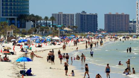 Floridians stopped traveling well before official shutdowns, data shows