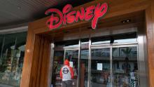 The Disney Store in Santa Monica&#39;s outdoor mall after Los Angeles ordered the closure of all entertainment venues.