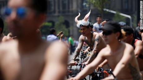 Portland's Naked Bike Ride organizers encourage participants to ...