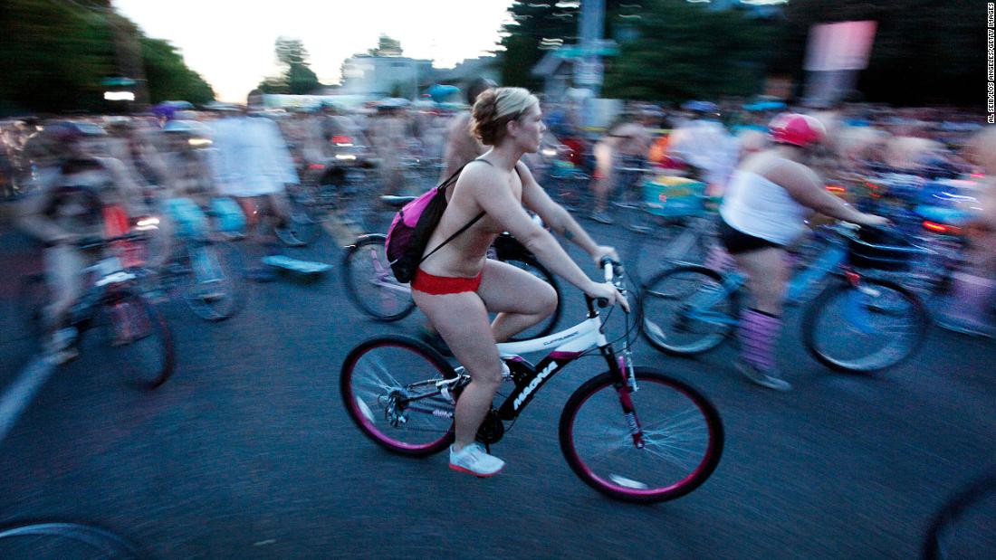 Portland S Naked Bike Ride Organizers Encourage Participants To Carry On By Themselves Cnn