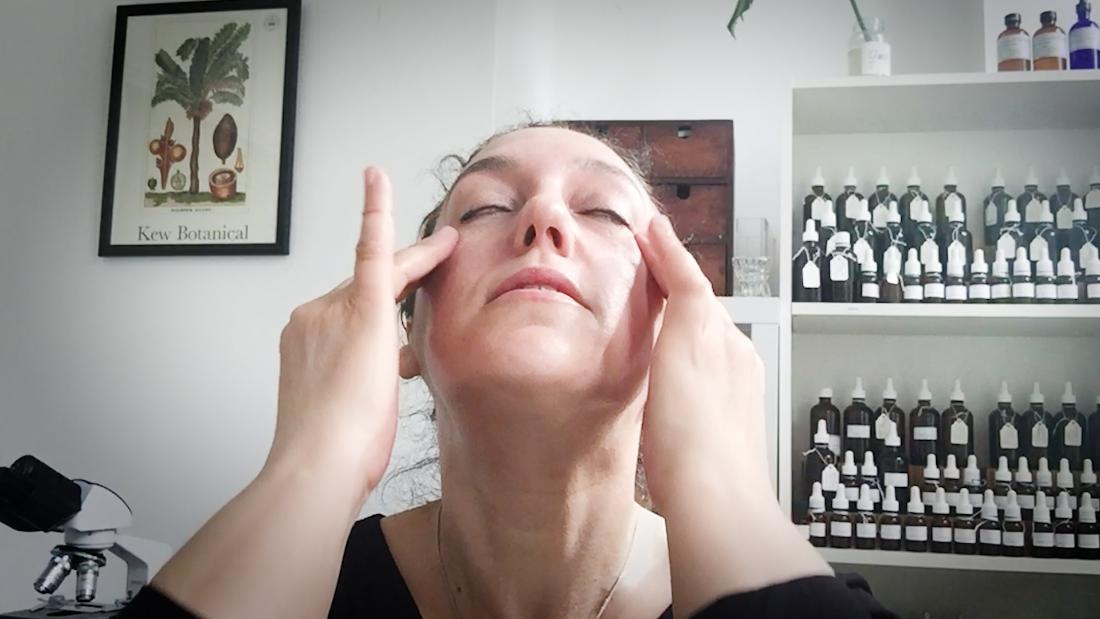 Diy 60 Second At Home Face Massage Cnn Travel