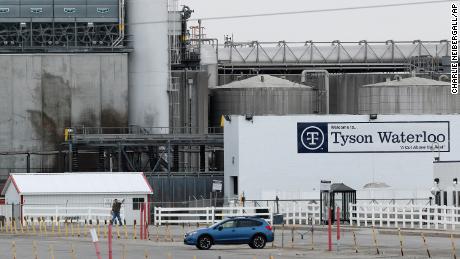 Tyson will reopen its biggest pork plant after a Covid-19 outbreak