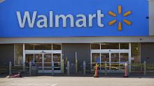 Elizabeth Warren, other Massachusetts Democrats probe Walmart on store with more than 80 coronavirus cases