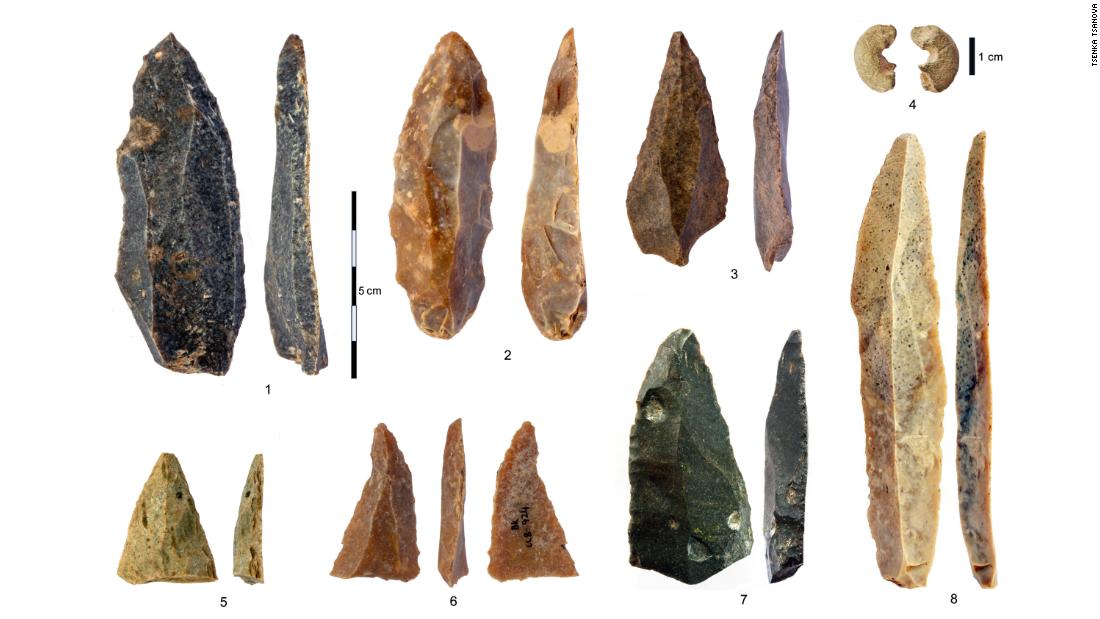Blade-like stone tools and beads found in Bulgaria&#39;s Bacho Kiro cave provide the earliest evidence for modern humans in Europe 47,000 years ago.
