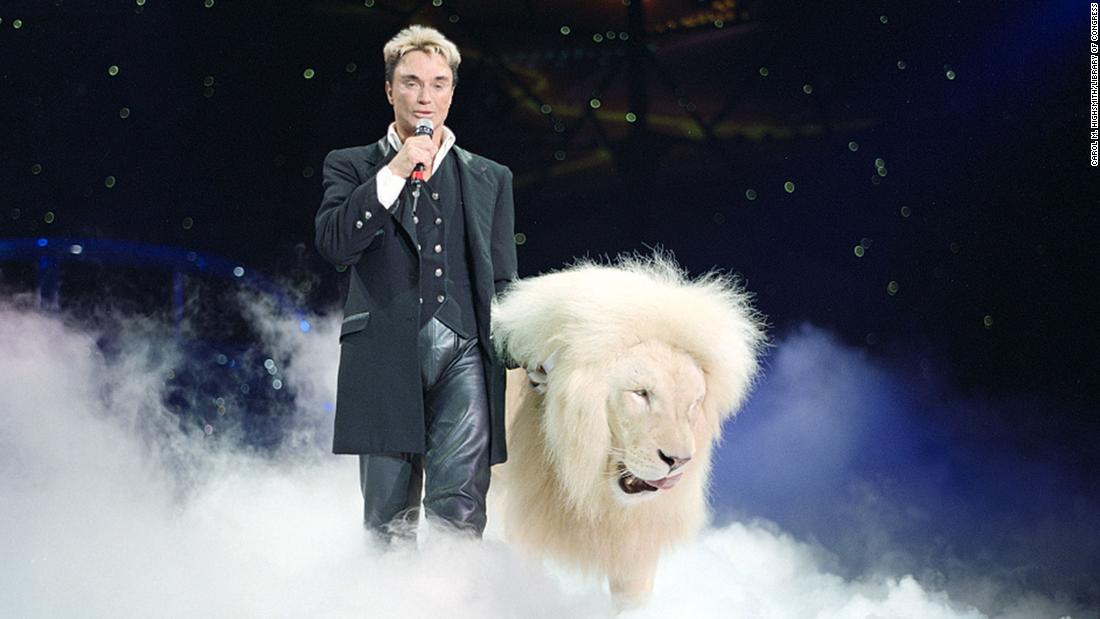 &lt;a href=&quot;https://www.cnn.com/2020/05/08/us/roy-horn-of-siegfried-and-roy-dies/index.html&quot; target=&quot;_blank&quot;&gt;Roy Horn&lt;/a&gt;, who dazzled audiences for decades as half of the animal and magic act Siegfried and Roy, died of complications from the coronavirus on May 8. He was 75.